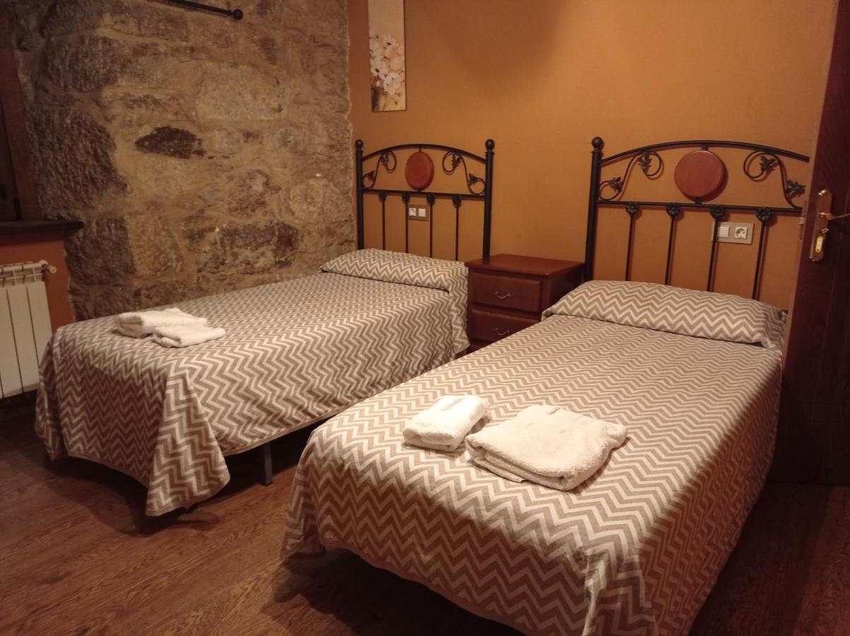 Lubián Hotel Rural Val Dos Pigarros מראה חיצוני תמונה