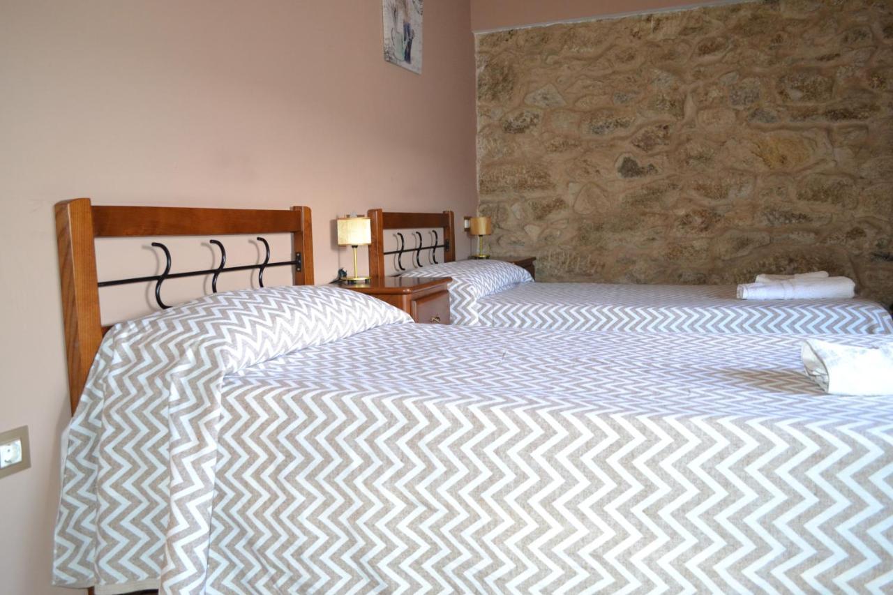 Lubián Hotel Rural Val Dos Pigarros מראה חיצוני תמונה