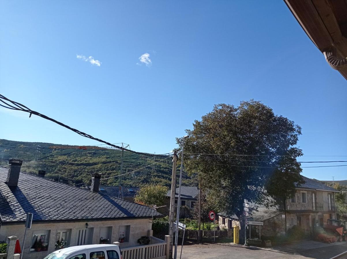 Lubián Hotel Rural Val Dos Pigarros מראה חיצוני תמונה